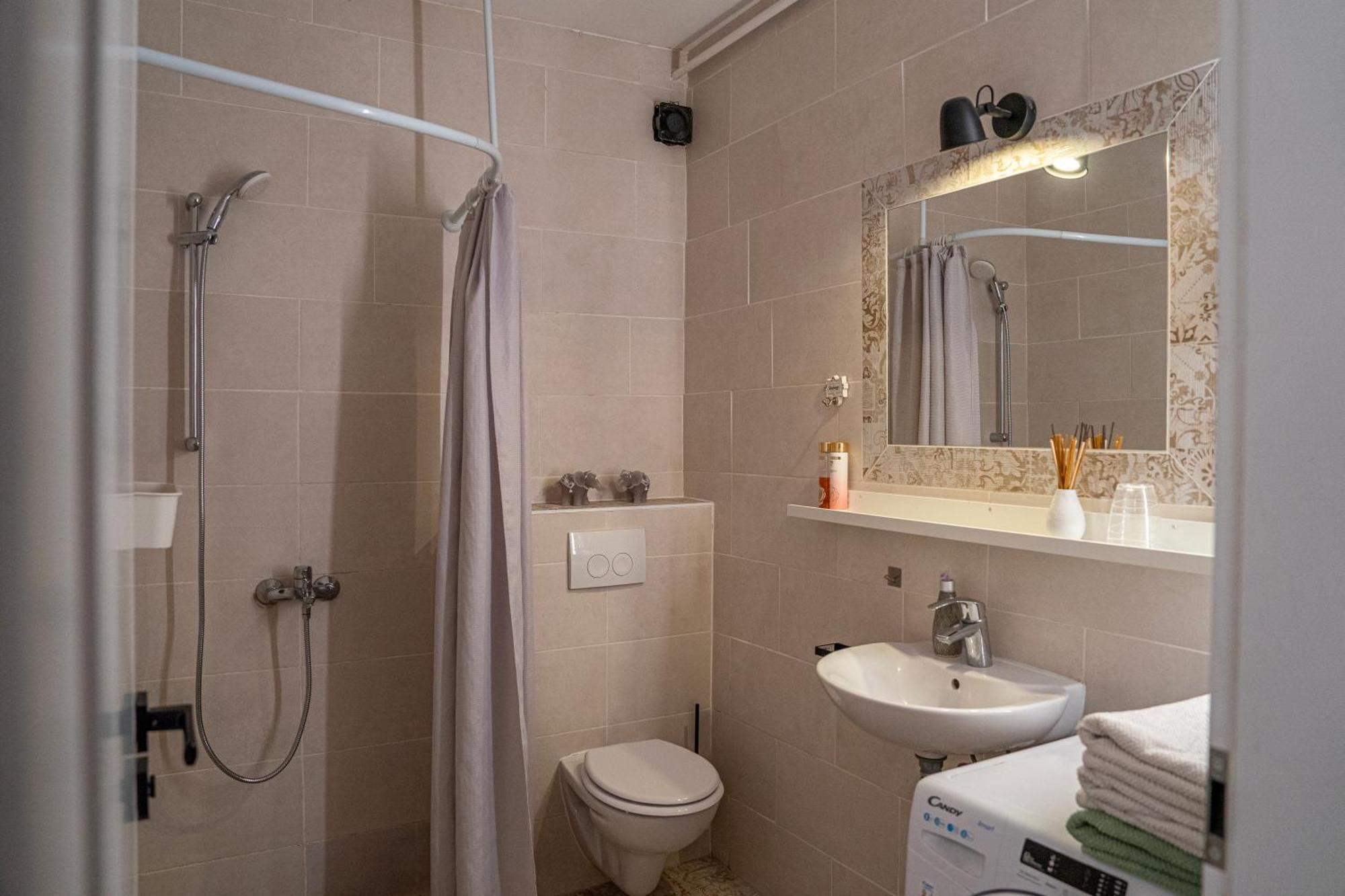 Apartman Frida Загреб Экстерьер фото